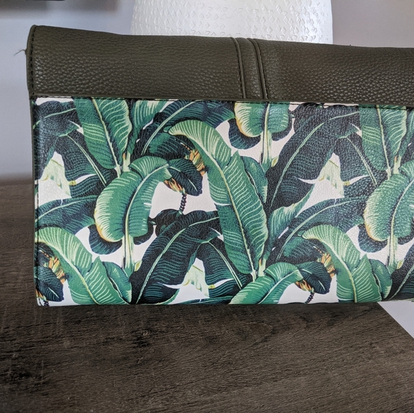 Clutch purse - Picture 2 of 3